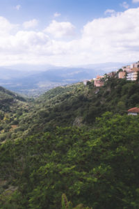 Paysage montgane Sardaigne, tour de la Sardaigne en Vélo