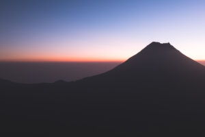 Photographie de randonnée sur le volcan de Fogo © Estelle Hertault