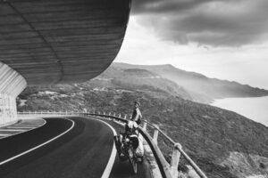 Photo de reportage sur le tour de Sardaigne en velo © Estelle Hertault