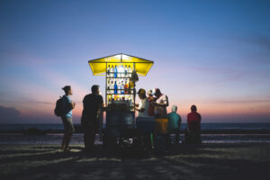 Voyage au Brésil, vendeur d'alcool à Jericoacoa © Estelle Hertault